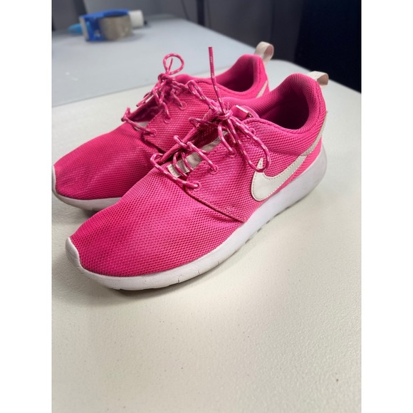 Nike Roshe One Sneakers Pink White Athletic Running Shoes Womens - Picture 8 of 9